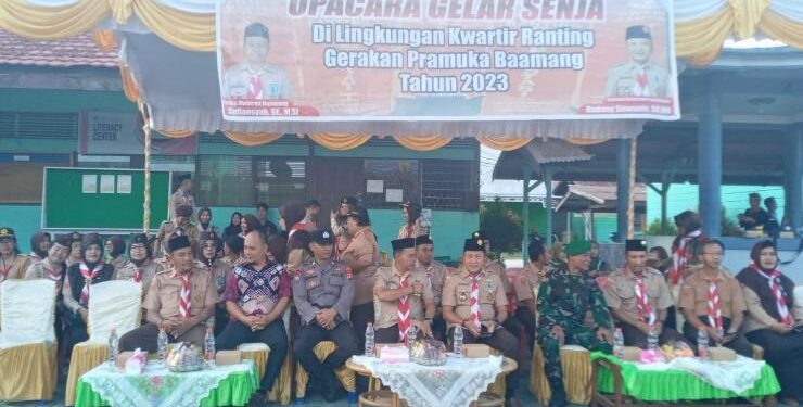 FOTO : DIAN/MATA KALTENG - Upacara gelar senja tahun 2023 oleh DKR Baamang, 17 Juni 2023.