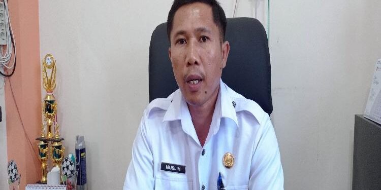 FOTO: MATAKALTENG - Camat MHU Muslih.