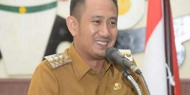 FOTO: MATAKALTENG - Wali Kota Palangka Raya, Fairid Naparin.