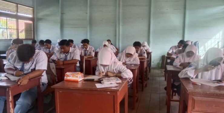 FOTO : Dok/MATA KALTENG - Suasana pembelajaran di SMAN 3 Sampit.
