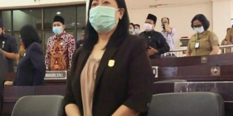 FOTO: MATAKALTENG - Ketua Komisi I DPRD Murung Raya, Tuti Marheni.