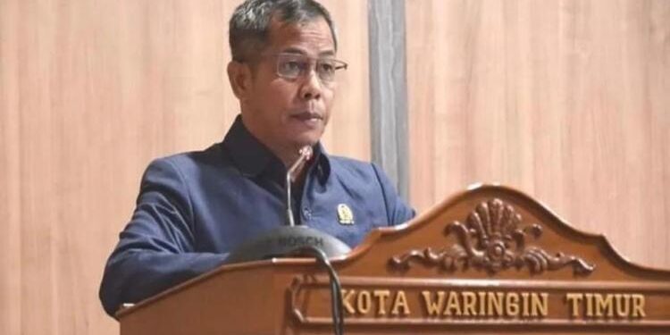 FOTO: MATAKALTENG - Anggota DPRD Kotim, SP Lumban Gaol.