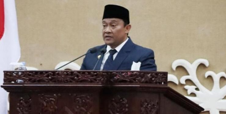 FOTO : IST/MATAKALTENG - Wagub Kalteng Edy Pratowo menghadiri peresmian pemberhentian dan pengangkatan Pengganti Antar Waktu DPRD Provinsi Kalteng