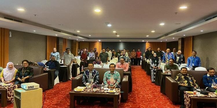 FOTO: DIAN/MATA KALTENG - Sosialisasi Implementasi Pengawasan Perizinan Berusaha Berbasis Risiko oleh DPMPTSP Kotim, Kamis 13 Juli 2023.