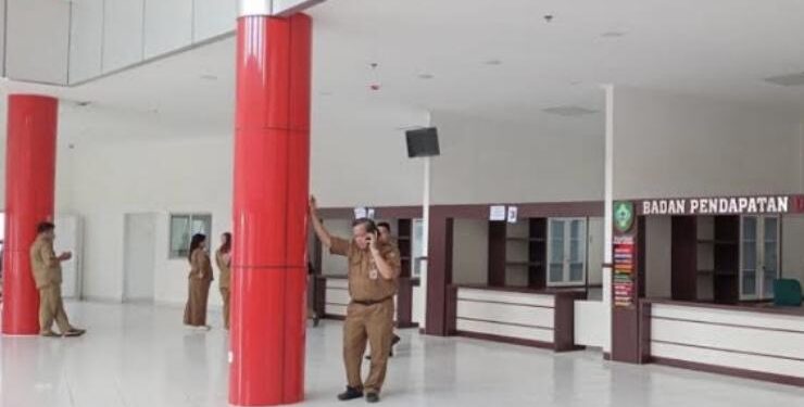 FOTO : IST/MATA KALTENG - Suasana mal pelayanan publik, Sampit.