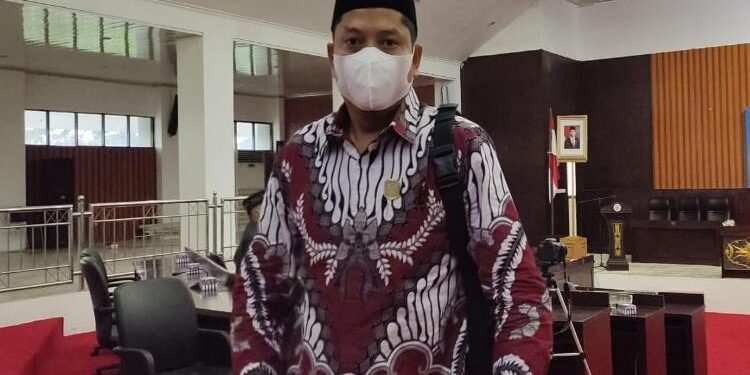 FOTO: MATAKALTENG - Anggota Komisi I DPRD Murung Raya (Mura), Imanudin.