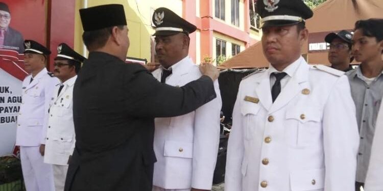 FOTO: HUMAS/MATA KALTENG - Pelantikan Pejabat Desa oleh Bupati Kotim, Rabu 5 Juli 2023.