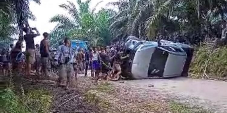 FOTO: IST/MATA KALTENG - Kericuhan yang terjadi dalam aksi demonstrasi yang terjadi di perusahaan BJAP 3, Kecamatan Seruyan Tengah, Kabupaten Seruyan belum lama ini.