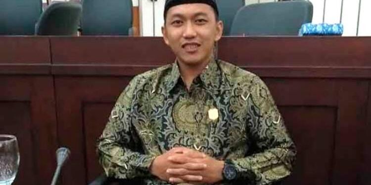 FOTO: MATAKALTENG - Wakil Ketua Komisi I DPRD Murung Raya (Mura), Rahmat Hidayat.