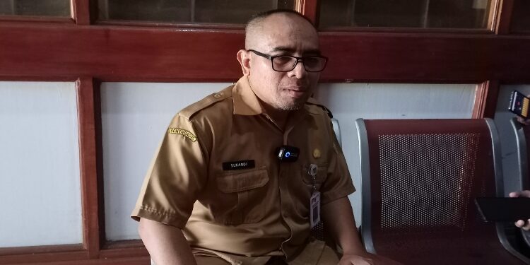 Kepala Bapenda Seruyan, Sukardi.