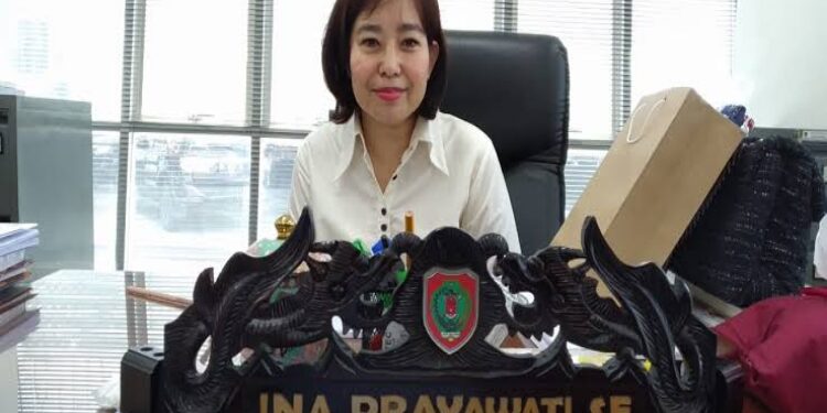 FOTO: MATAKALTENG - Anggota Komisi II DPRD Kalteng, Ina Prayawati.