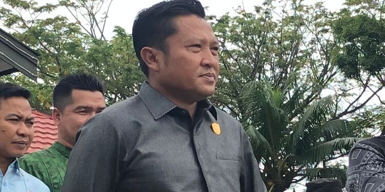 FOTO: MATAKALTENG - Ketua Fraksi PAN DPRD Kotim, Dadang Siswanto.