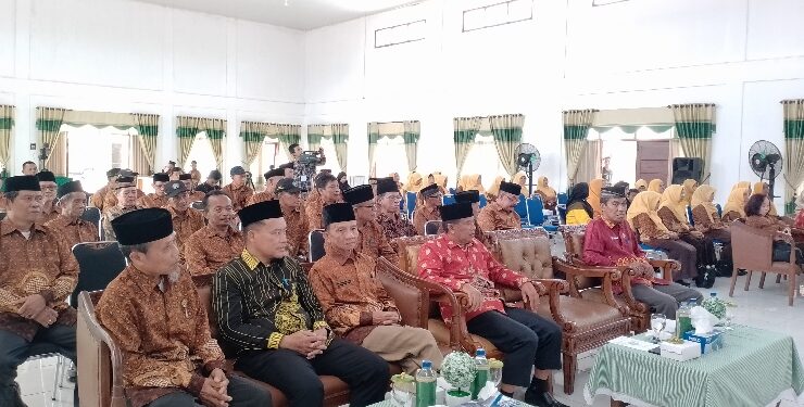 FOTO : AKH/MATAKALTENG - Wakil Bupati Sukamara Ahmadi saat menghadiri muskab IV PWRI Sukamara