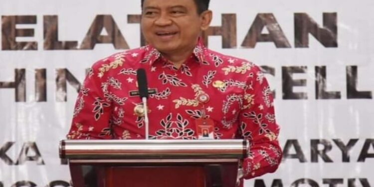 FOTO: IST/MATAKALTENG - Penjabat Bupati Kobar, Budi Santosa.