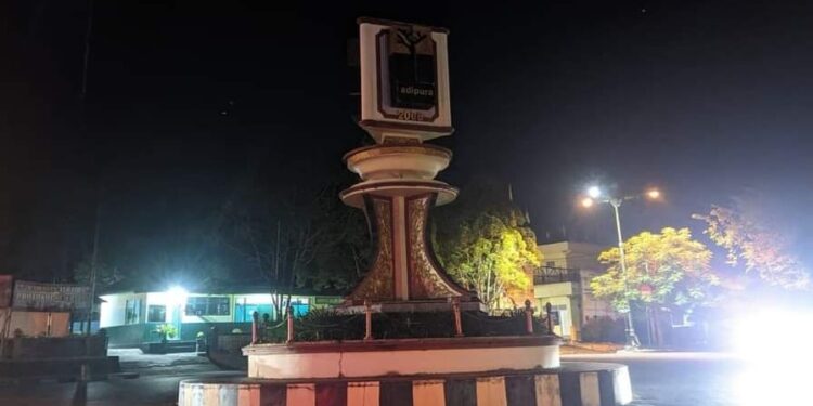 FOTO: MATAKALTENG - Bundaran Adipura Kotawaringin Barat.