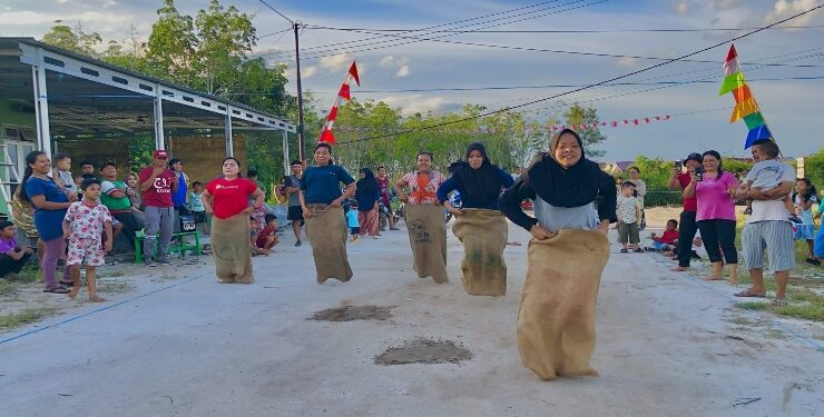 FOTO : Dok/MATA KALTENG - Lomba agustusan yang diselenggarakan di RT 35, Kelurahan Baamang Barat, Kotim pada 2022 lalu.