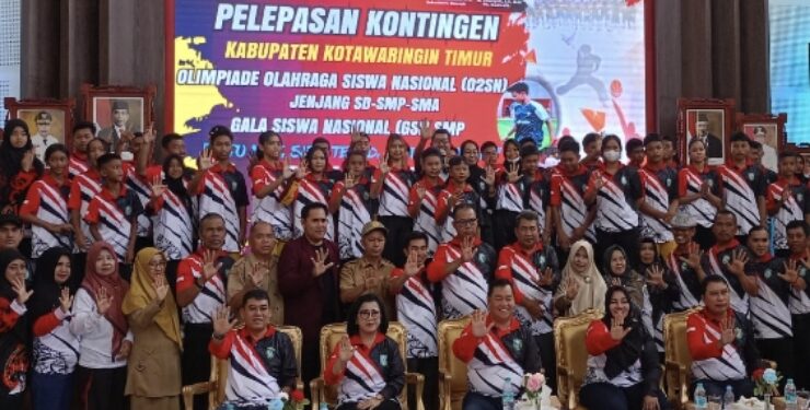 FOTO : Dok/MATA KALTENG - Sejumlah atlet O2SN dan GSI asal Kotim saat pelepasan kontingen di Rumah Jabatan Bupati Kotim belum lama ini.