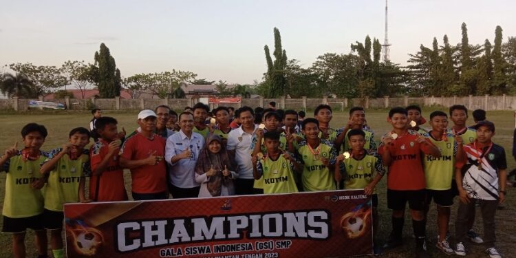 FOTO: DISDIK/MATAKALTENG - Tim sepak bola asal Kotim yang mengikuti GSI jenjang SMP di tingkat Provinsi Kalteng, 9 Agustus 2023.