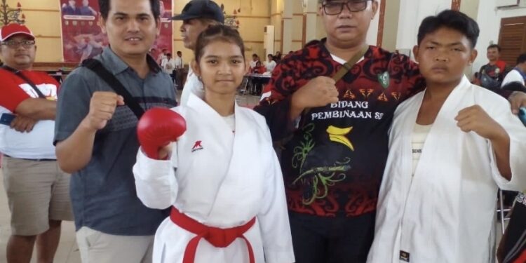 FOTO: DISDIK/MATA KALTENG - Atlet karate tingkat SD asal Kotim yang berhasil mendapatkan medali emas pada O2SN Kalteng 2023.