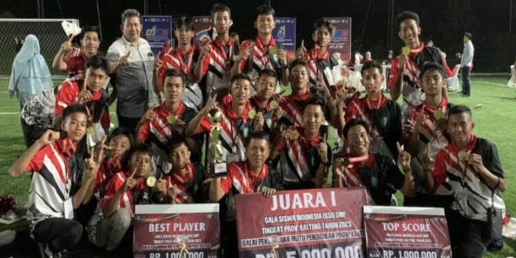 FOTO: DISDIK/MATAKALTENG - Atlet sepak bola asal Kotim yang berhasil juara 1 dalam GSI Kalteng.