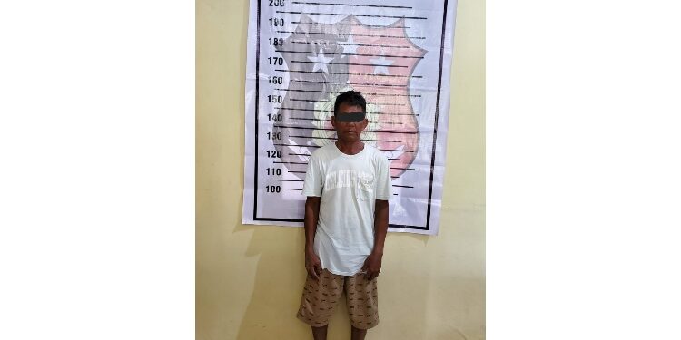 FOTO: IST/MATA KALTENG - Pelaku pembakaran lahan yang diamankan oleh Polsek Jaya Karya.