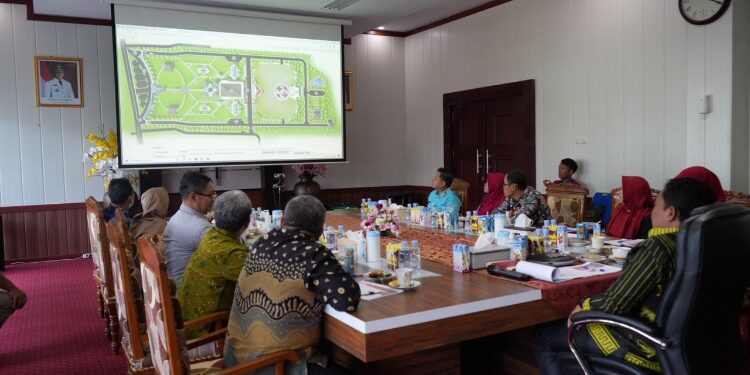 FOTO: MATAKALTENG - Pemprov Kalteng Gelar Rakor Matangkan Persiapan Jelang Jambore UMKM 2023.
