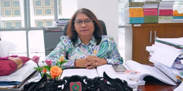 FOTO: VI/MATAKALTENG - Sekretaris Komisi I DPRD Kalteng, Kuwu Senilawati.
