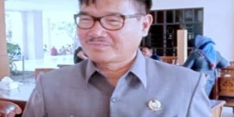 Ketua DPRD Barsel, Farid Yusran.