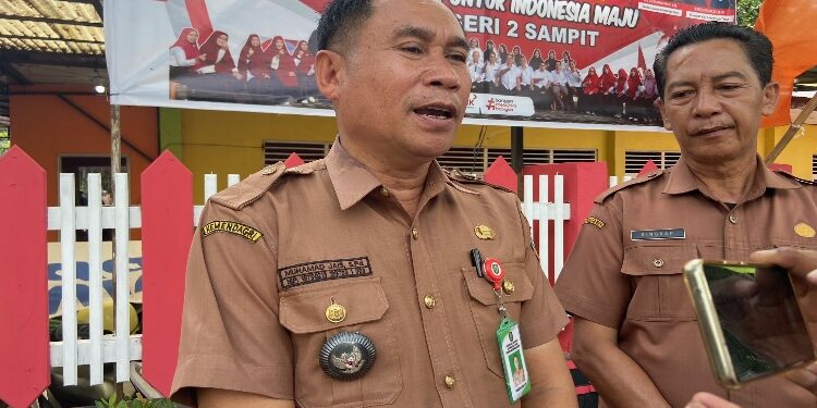 Kasi Pembangunan dan Keuangan Desa, Kecamatan MB Ketapang, Muhamad Jais.