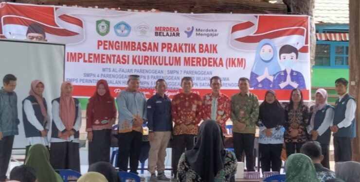 FOTO : DISDIK/MATA KALTENG - Pengimbasan praktik baik IKM yang dilaksanakan di Kecamatan Parenggean, Jumat 25 Agustus 2023.
