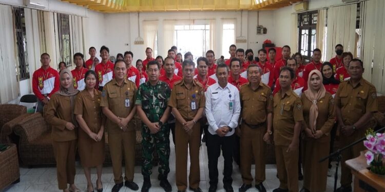 FOTO: MATAKALTENG - Latihan Dasar Kepemimpinan bagi Mahasiswa dan Pelajar tingkat SMU/SMK Tahun 2023 Provinsi Kalimantan Tengah.