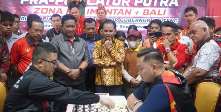 FOTO : IST/MATAKALTENG - Wagub Kalteng Edy Pratowo membuka kejuaraan Pra-PON Catur Putra zona Kalimantan dan Bali.