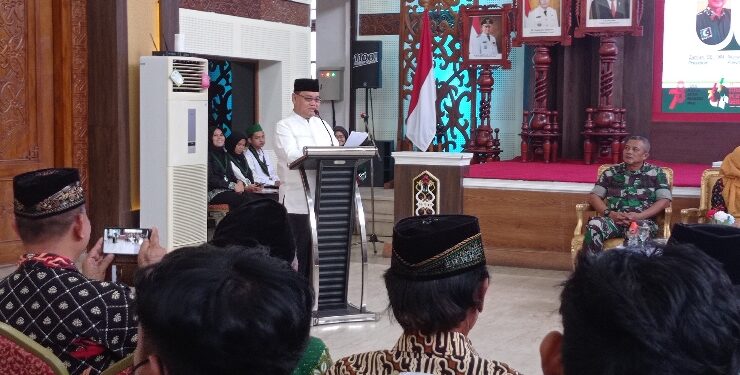 FOTO : DOK DEVIANA/MATAKALTENG - Bupati Kotim Halikinnor saat membuka kegiatan, belum lama ini.