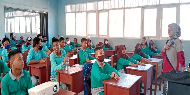 FOTO: DOK/MATA KALTENG - Suasana belajar di SMKN 1 Parenggean.