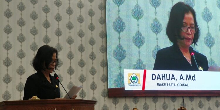 Juru Bicara Fraksi Partai Golkar DPRD Katingan, Dahlia.
