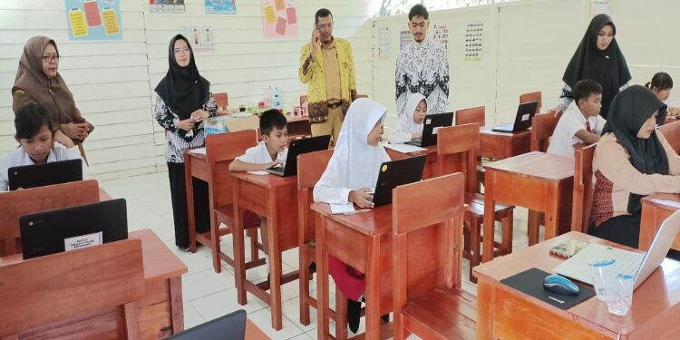 FOTO: DOK/MATA KALTENG - ANBK SD di Telaga Antang pada 2022.