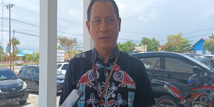 FOTO: MATAKALTENG - Ketua KPU Kabupaten Gumas, Stepenson.