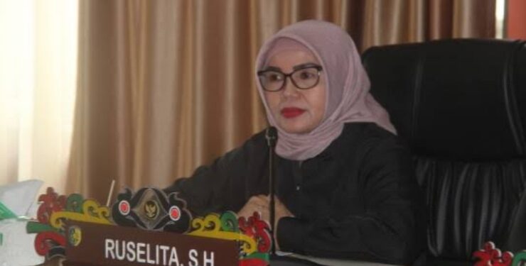 Wakil Ketua I Komisi C DPRD Palangka Raya, Ruselita