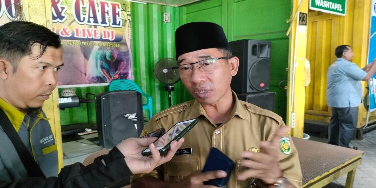FOTO : RZL/MATAKALTENG - Kepala Dinas Perdagangan Koperasi Usaha Kecil Mikro Perindustrian Kota Palangka Raya, Samsul Rizal.