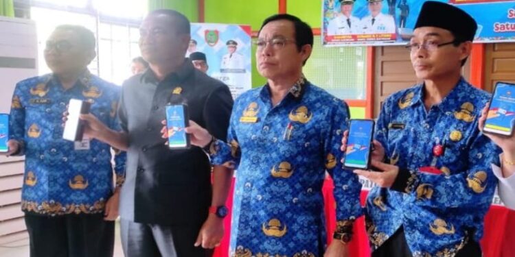 FOTO : IST/MATAKALTENG - Ketua DPRD Kabupaten Katingan, Marwan Susanto, saat menghadiri peluncuran IKD.