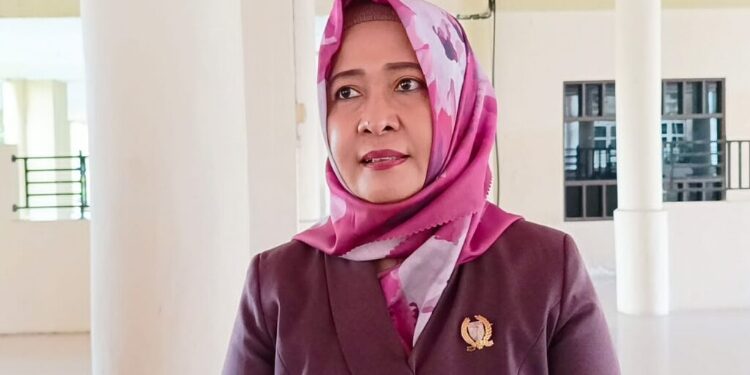 Wakil Ketua DPRD Barsel, Nyimas Artika.