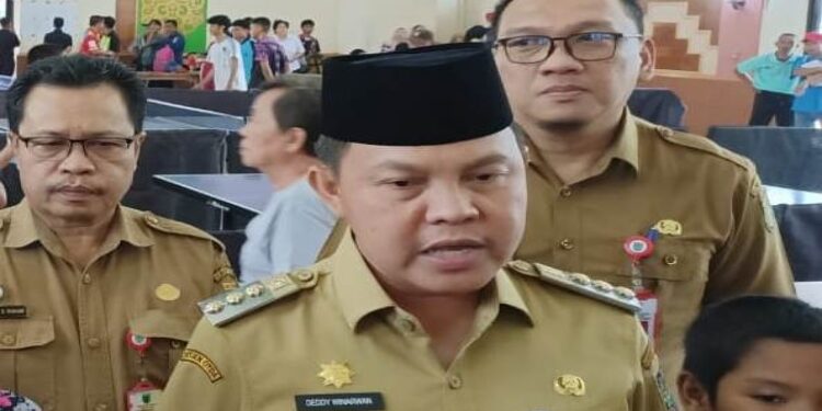 Pj Bupati Barsel, Deddy Winarwan.