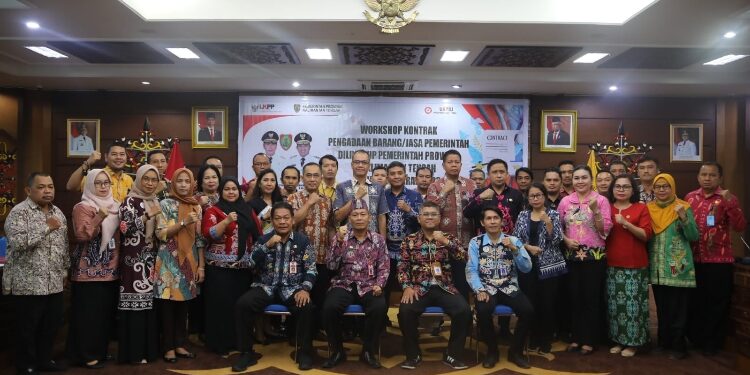 FOTO: VI/MATAKALTENG - Foto bersama usai pelaksanaan Workshop Kontrak Pengadaan Barang/Jasa Pemerintah Tahun 2023.