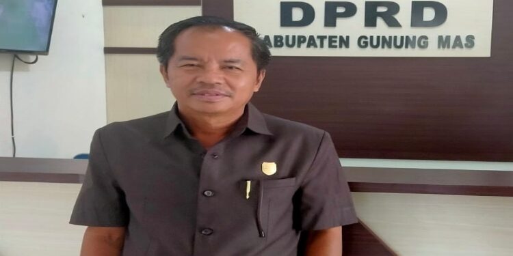 FOTO: MATAKALTENG - Anggota DPRD Kabupaten Gumas, Polie L Mihing.