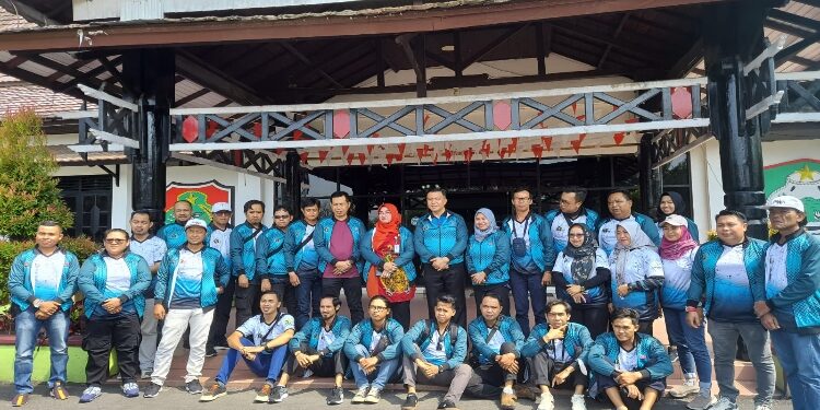 FOTO: DEVIANA/MATAKALTENG - Pelepasan atlet oleh Pemkab Kotim, Rabu 2 November 2023.