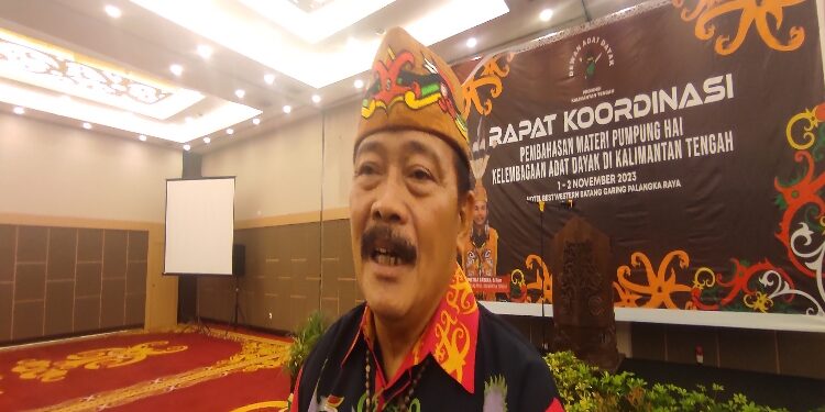 FOTO: VI/MATAKALTENG - Ketua II Bidang Advokasi dan Hukum, DAD Kalteng, Yansen Binti.