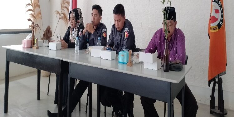 FOTO: AKH/MATAKALTENG - Komisioner Bawaslu Sukamara.