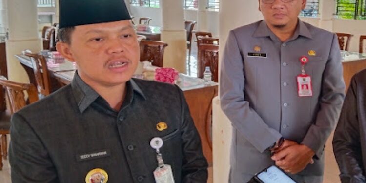 FOTO: MATAKALTENG - Pj Bupati Barsel, H Deddy Winarwan.