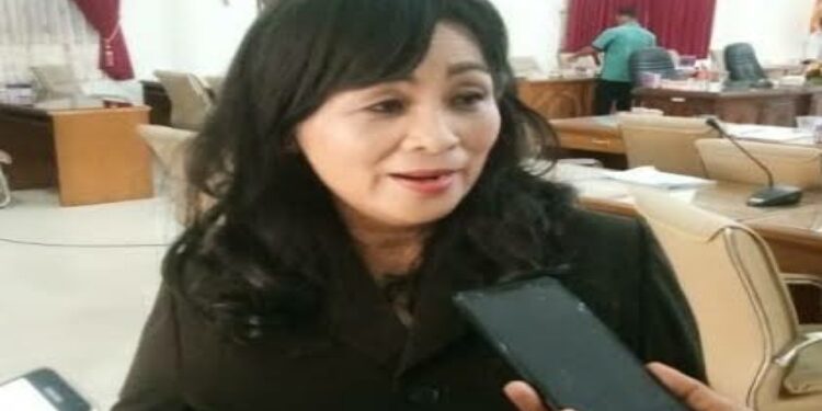 FOTO: MATAKALTENG - Anggota DPRD Barsel, Ensilawatika Wijaya.