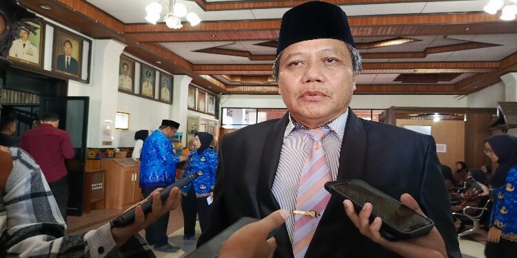 FOTO : MATAKALTENG - Kadinkes Kotim, Umar Kaderi.